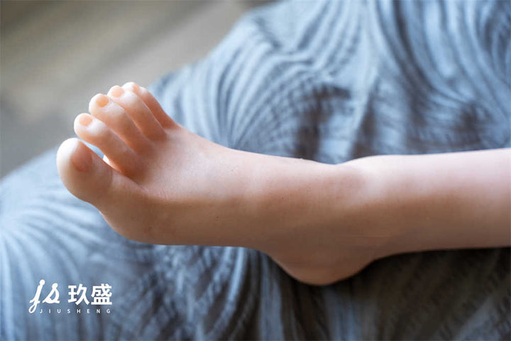 Jiusheng Puppe 158 cm E Silikon – Betty V1