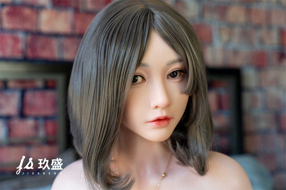 Jiusheng Puppe 158 cm E Silikon – Betty V1