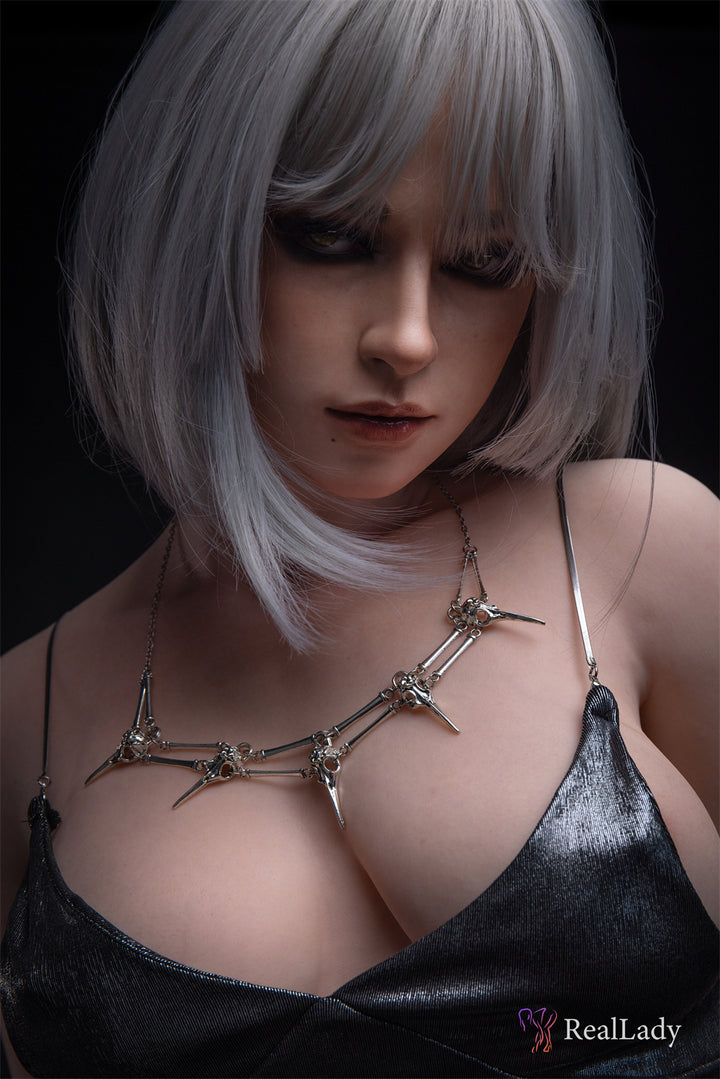 RealLady 170 cm C Silicone - Flora