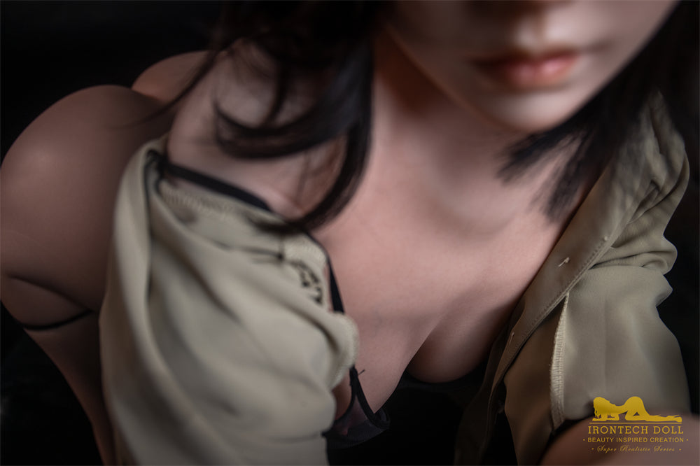Irontech Doll 163 cm C Silicone -n​​yla