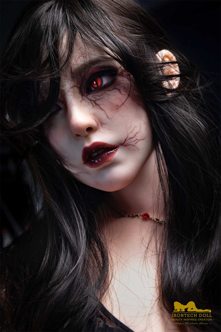 Poupée Irontech 167 cm Silicone - Halloween Eileen