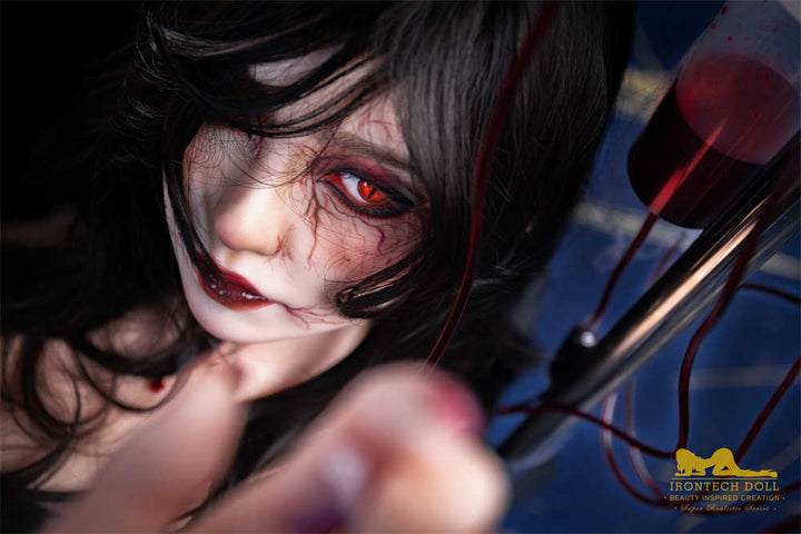 Poupée Irontech 167 cm Silicone - Halloween Eileen