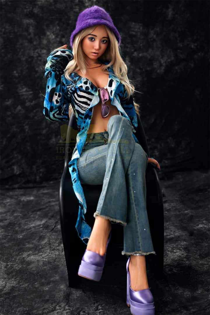 Poupée Irontech 167 cm Silicone - Suki