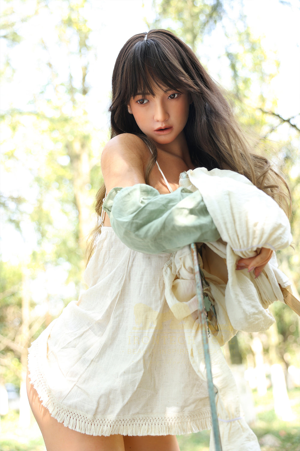 Poupée Irontech 167 cm Silicone - Yeona