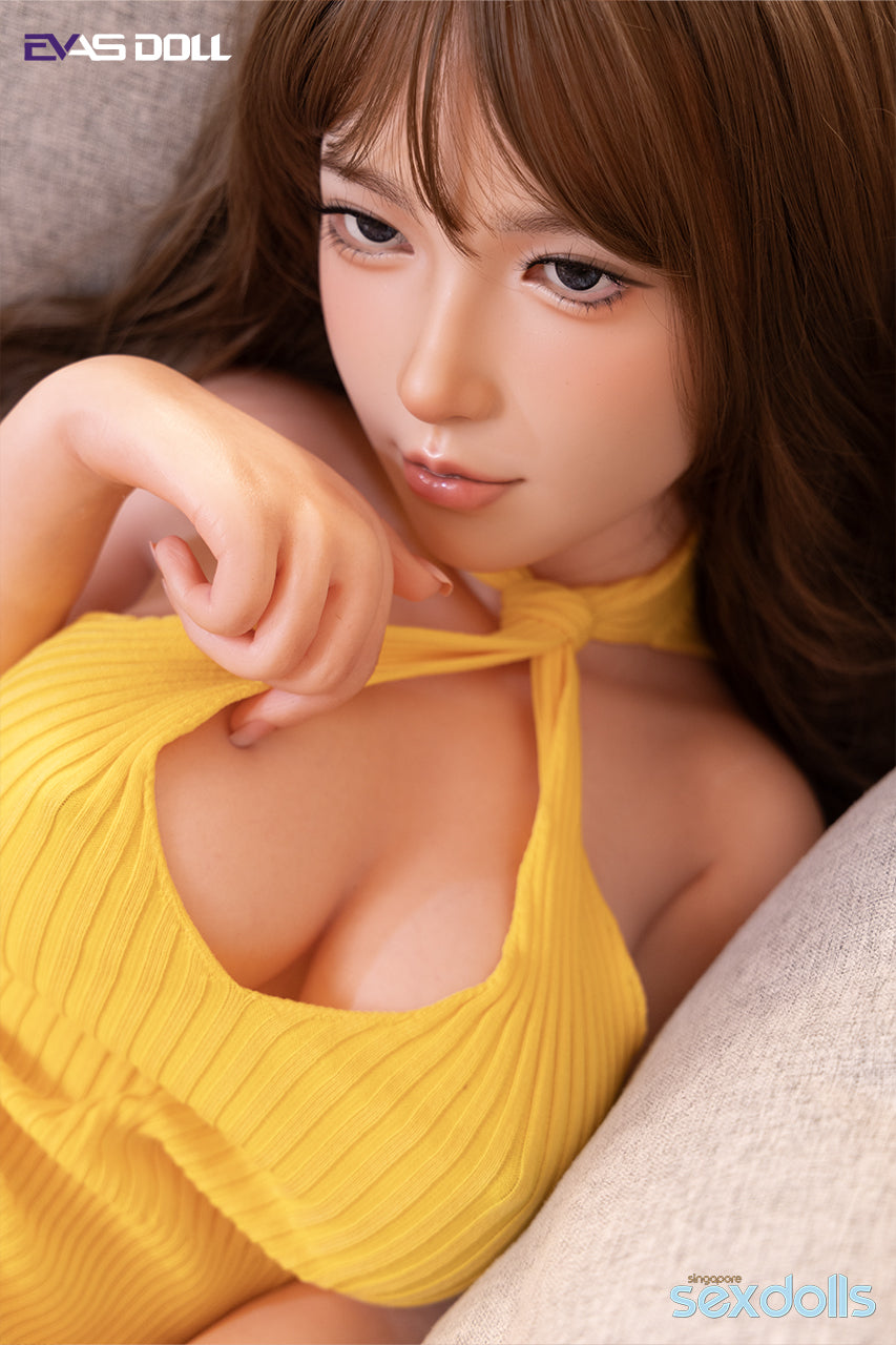 EVAS Doll 149 cm E Silicone - Yi Yi