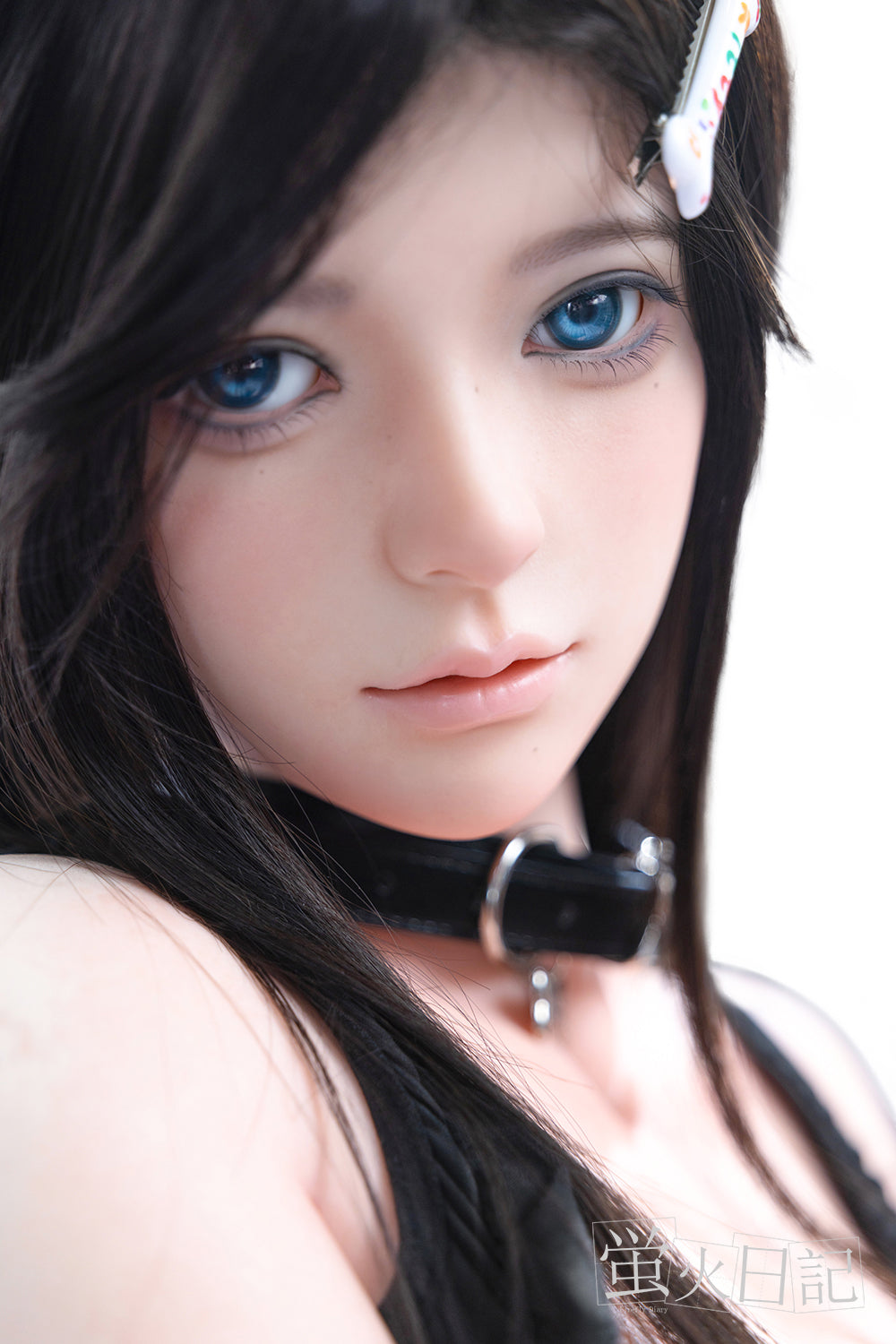 Firefly Diary 159 cm silicone sex doll – Liu Li V3 close-up, blue eyes, realistic facial features, long black hair, and black choker.