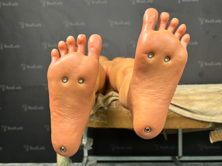 Irontech Doll 164 cm Silicone -Luna