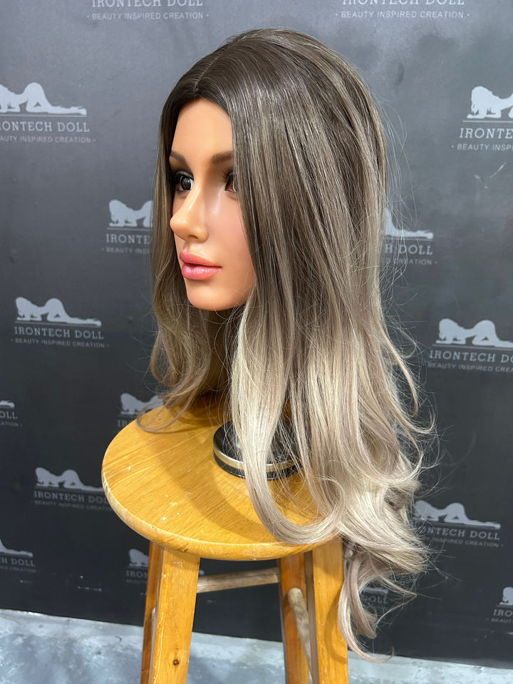 Irontech Doll 164 cm Silicone -Luna