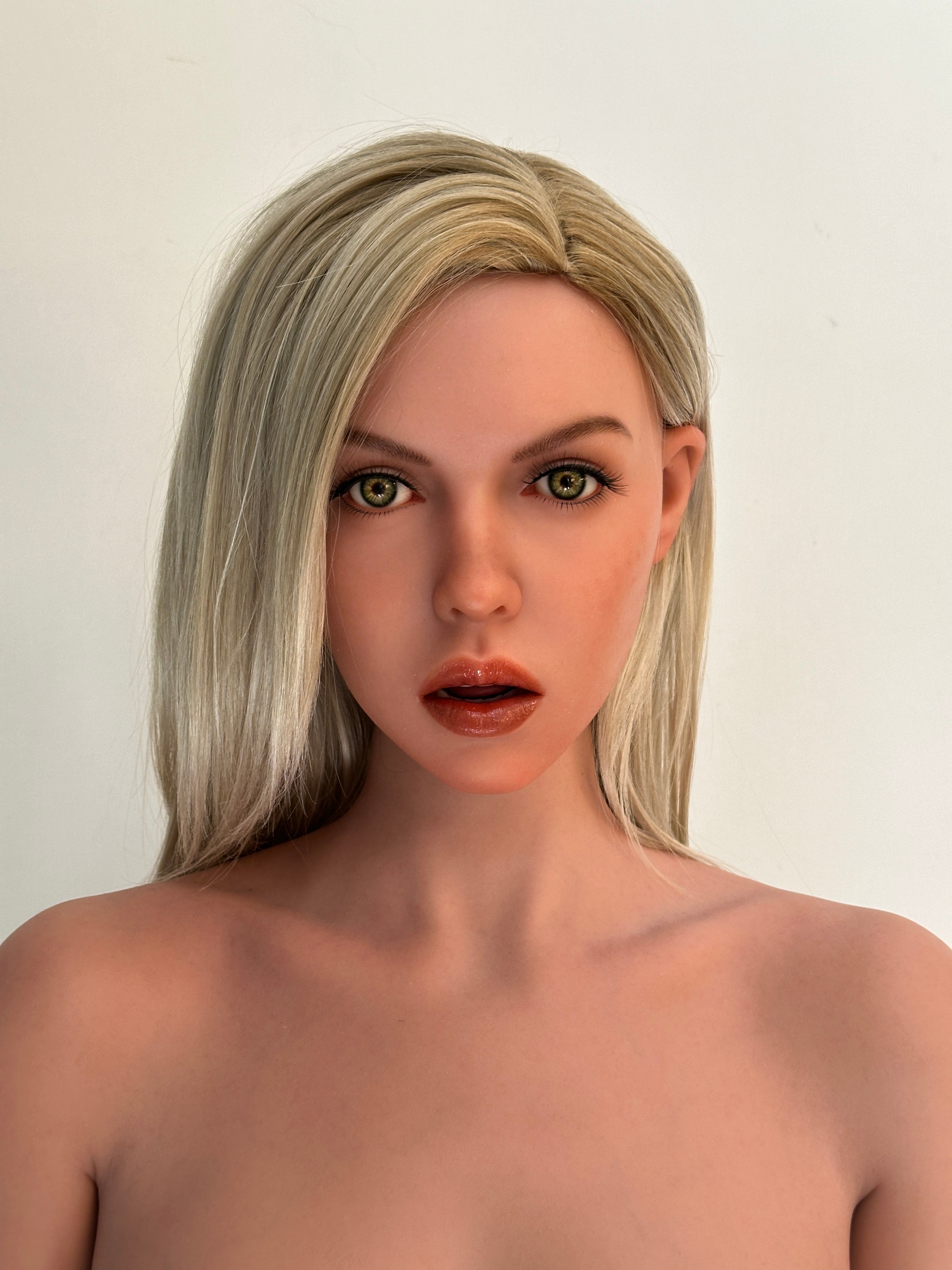 Zelex Doll Inspiration 175 cm E Silicone - GE59-1 (Movable Jaws)