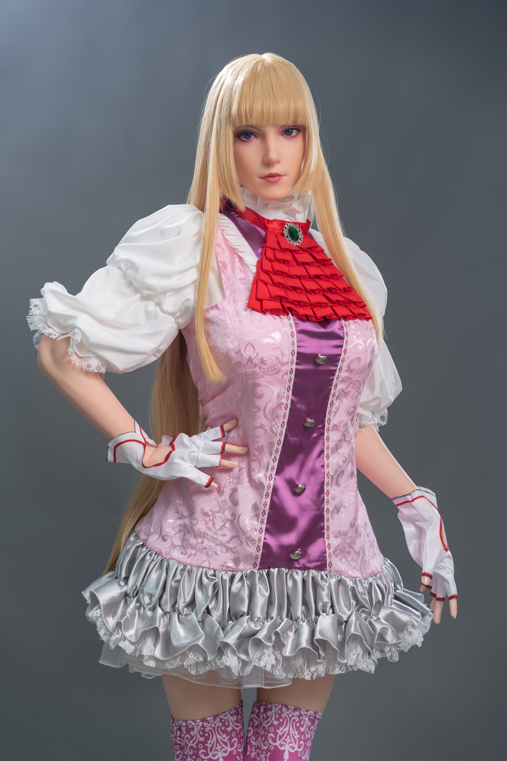 Game Lady 171 cm G Silicone - Lili wearing a detailed outfit with a pink and purple dress.