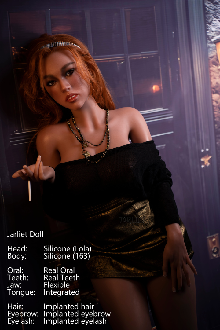 Jarliet Doll 163 cm D Silicone - Lola leaning against a door.