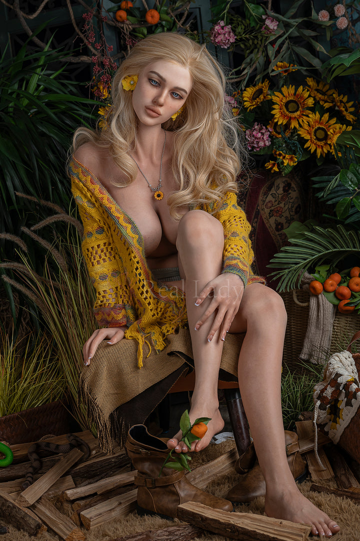 RealLady 168 cm G Silicone - Celeste