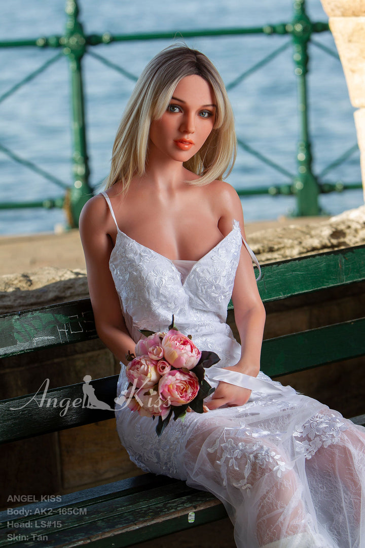 Poupée Angelkiss 165 cm Silicone - Maddison Sydney