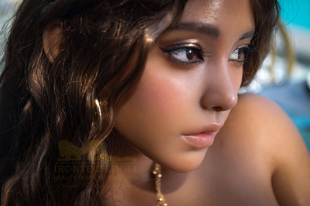 Poupée Irontech 164cm G Silicone - Eileen