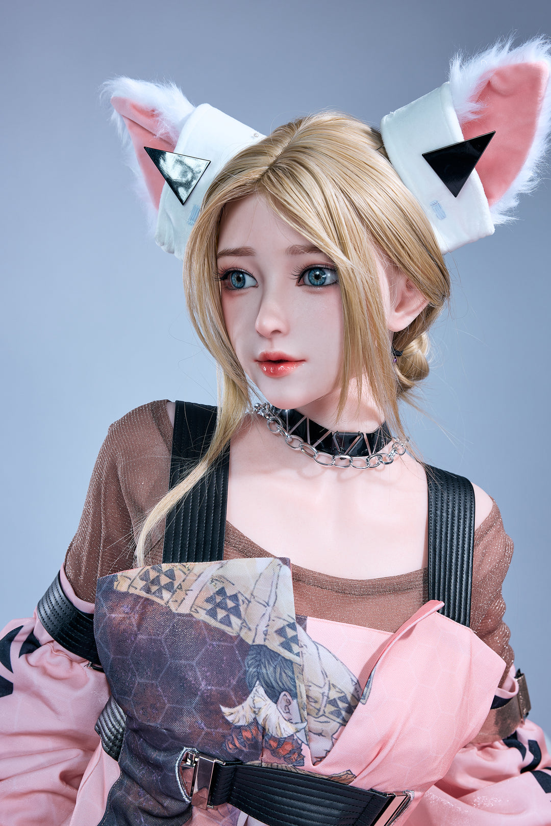 Waist-up profile of Starpery 171 cm D - Luli featuring blue eyes, blonde hair, and a black spiked choker.