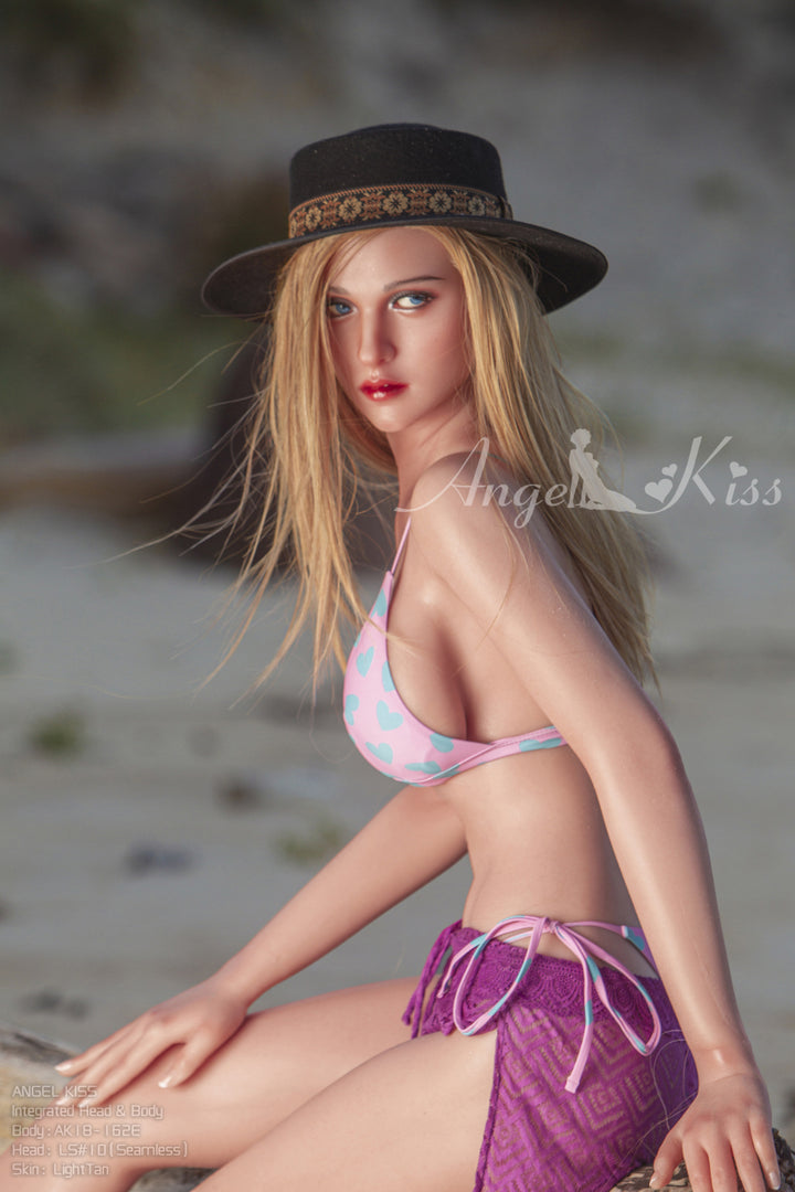 Poupée Angelkiss 162 cm Silicone - Tahnee
