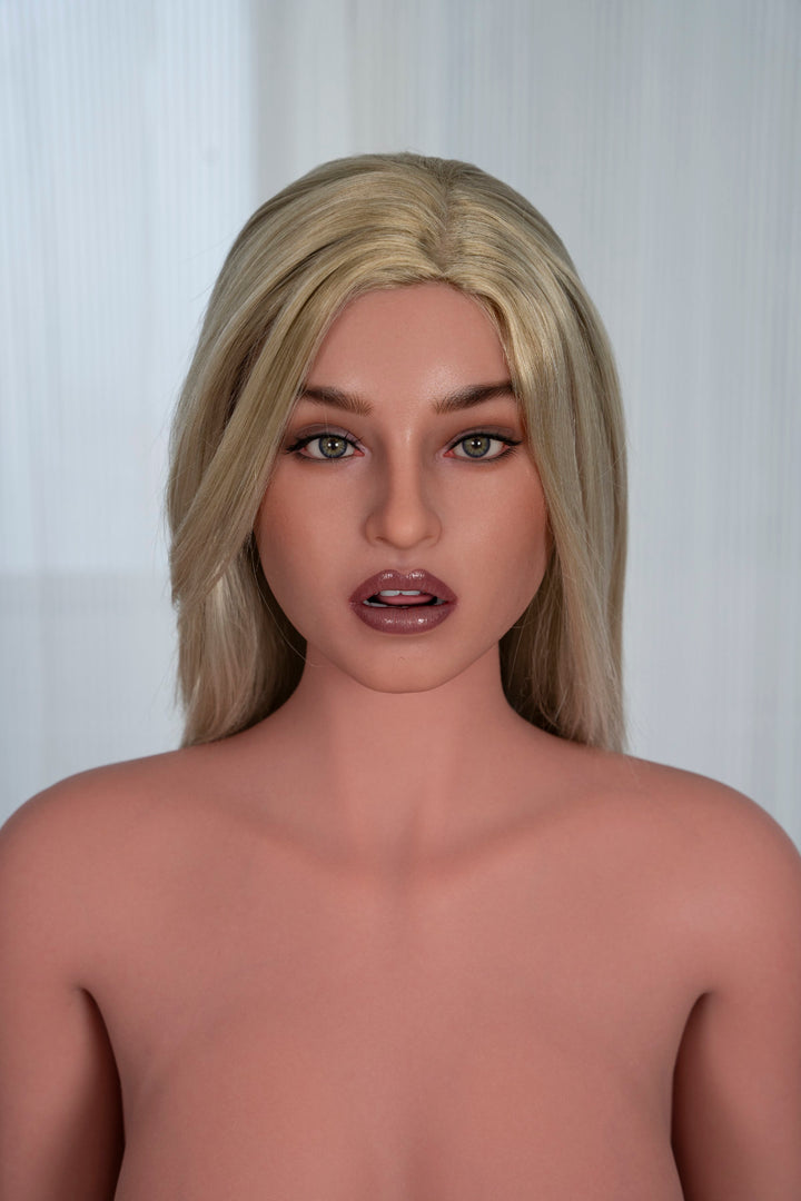 Zelex Doll SLE Series 3.0 171 cm C Silicone - ZXE204-1 close-up face and upper body nude shot, long blonde hair, bright indoor background
